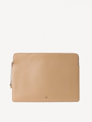 By Malene Birger Aya Leather Laptop Case Annet Tilbehør Sand | NO_BB81912