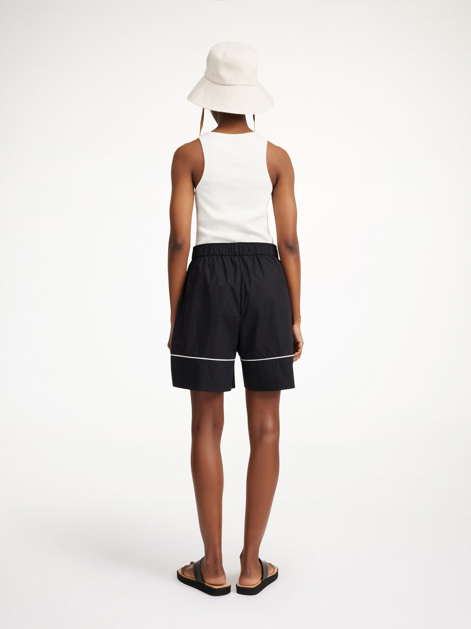 By Malene Birger Siara Organic Cotton Shorts Svarte | NO_BB10862