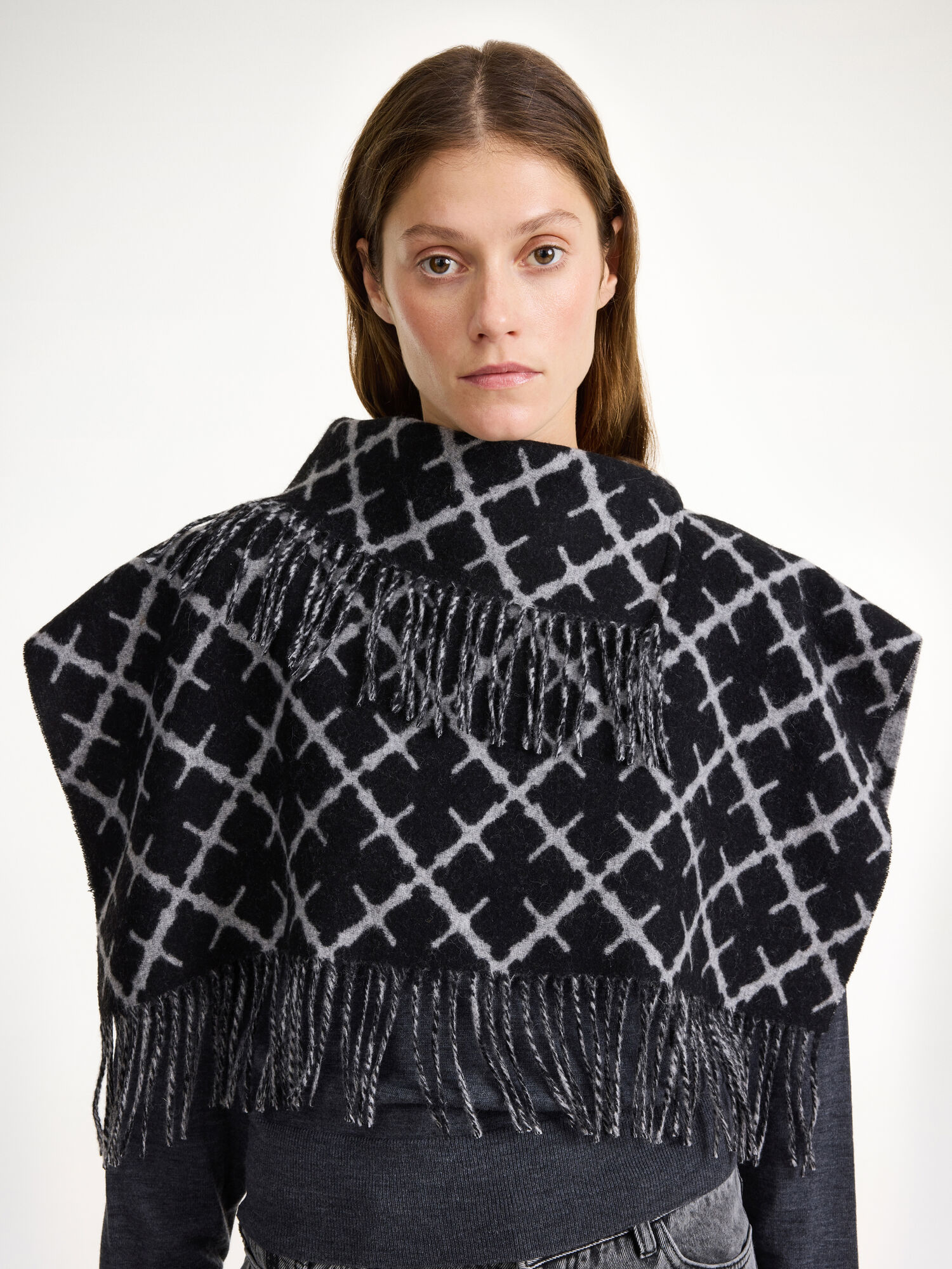 By Malene Birger Turtlos Wool Bib Skjerf Lyse Grå | NO_BB27625